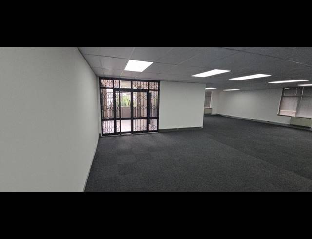 BUSINESS PROPERTY TO RENT IN VORNA VALLEY